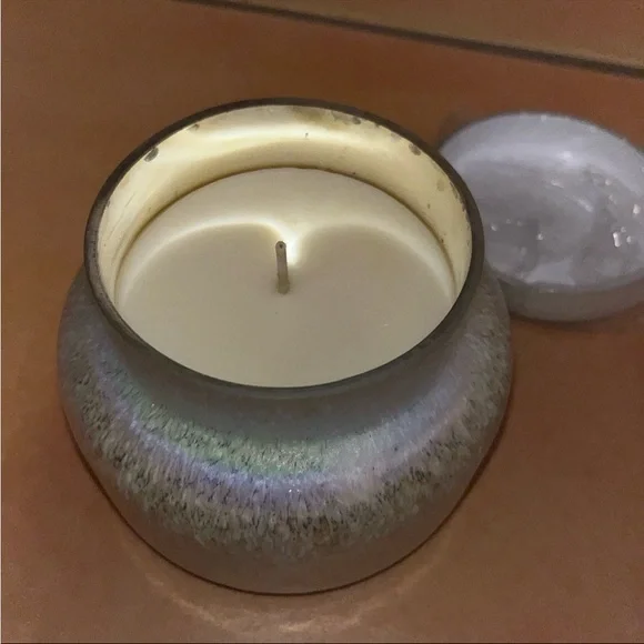 Anthropologie Capri Blue Volcano Iridescent Glass Jar Candle 19 oz - Picture 2 of 7